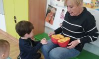 bees pumpkin day