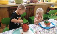 bees pumpkin day