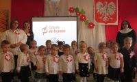  Śpiewanie Hymnu