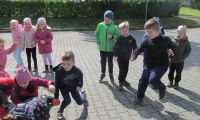 ZABAWY RUCHOWE Z RÓŻNYCH ZAKĄTKÓW ŚWIATA