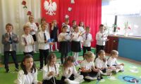 Akademia z okazji Świeta Niepodleglosci. Konkurs Wokalny Rodzinne śpiewanie dla Niepodległej
