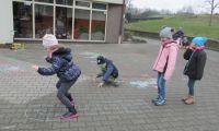 Nietypowe dni Podwórkowe zabawy